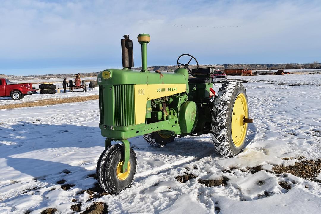 Image of John Deere 630 Primary image