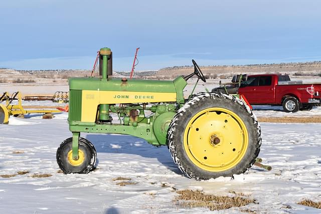 Image of John Deere 630 equipment image 2