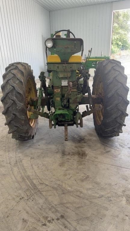 Image of John Deere 630 equipment image 3