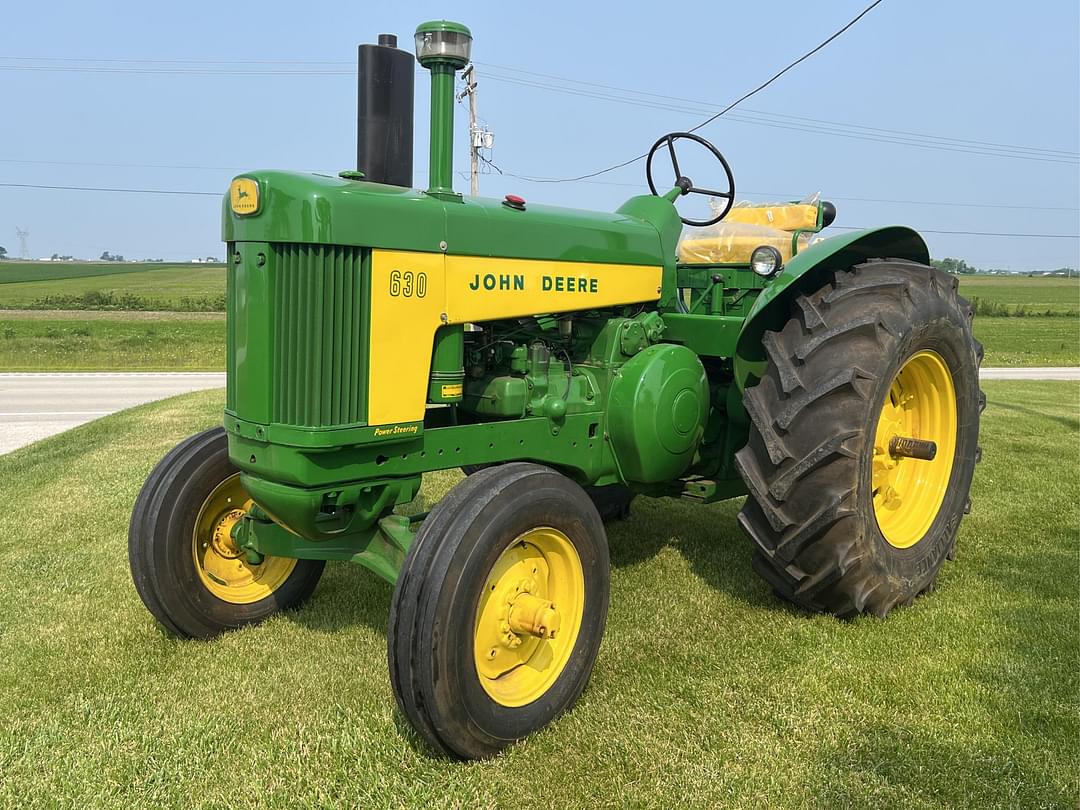 Image of John Deere 630 Primary image