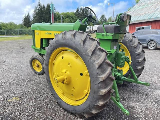Image of John Deere 630 equipment image 1
