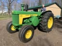 1959 John Deere 830 Image