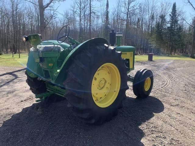 Image of John Deere 830 equipment image 4