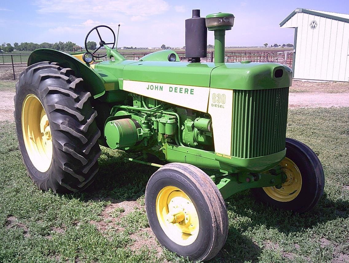 1959 John Deere 830 Equipment Image0