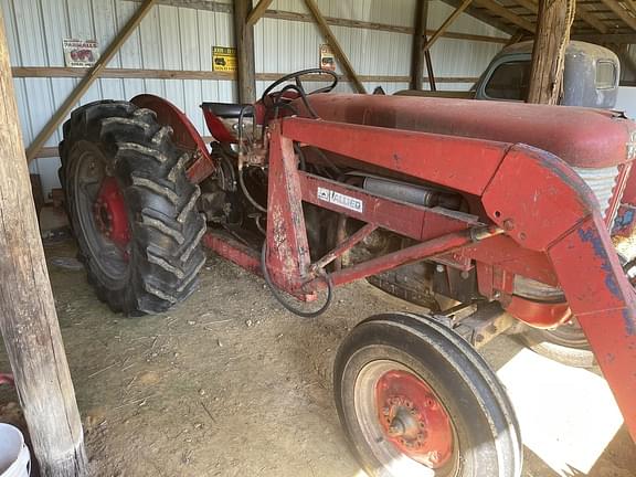 Image of Massey Ferguson 65 equipment image 2