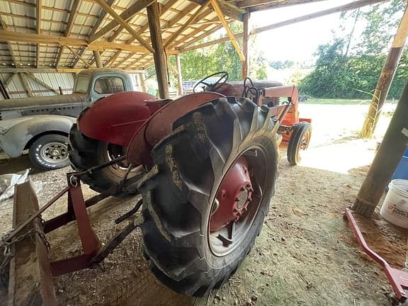 Image of Massey Ferguson 65 equipment image 4