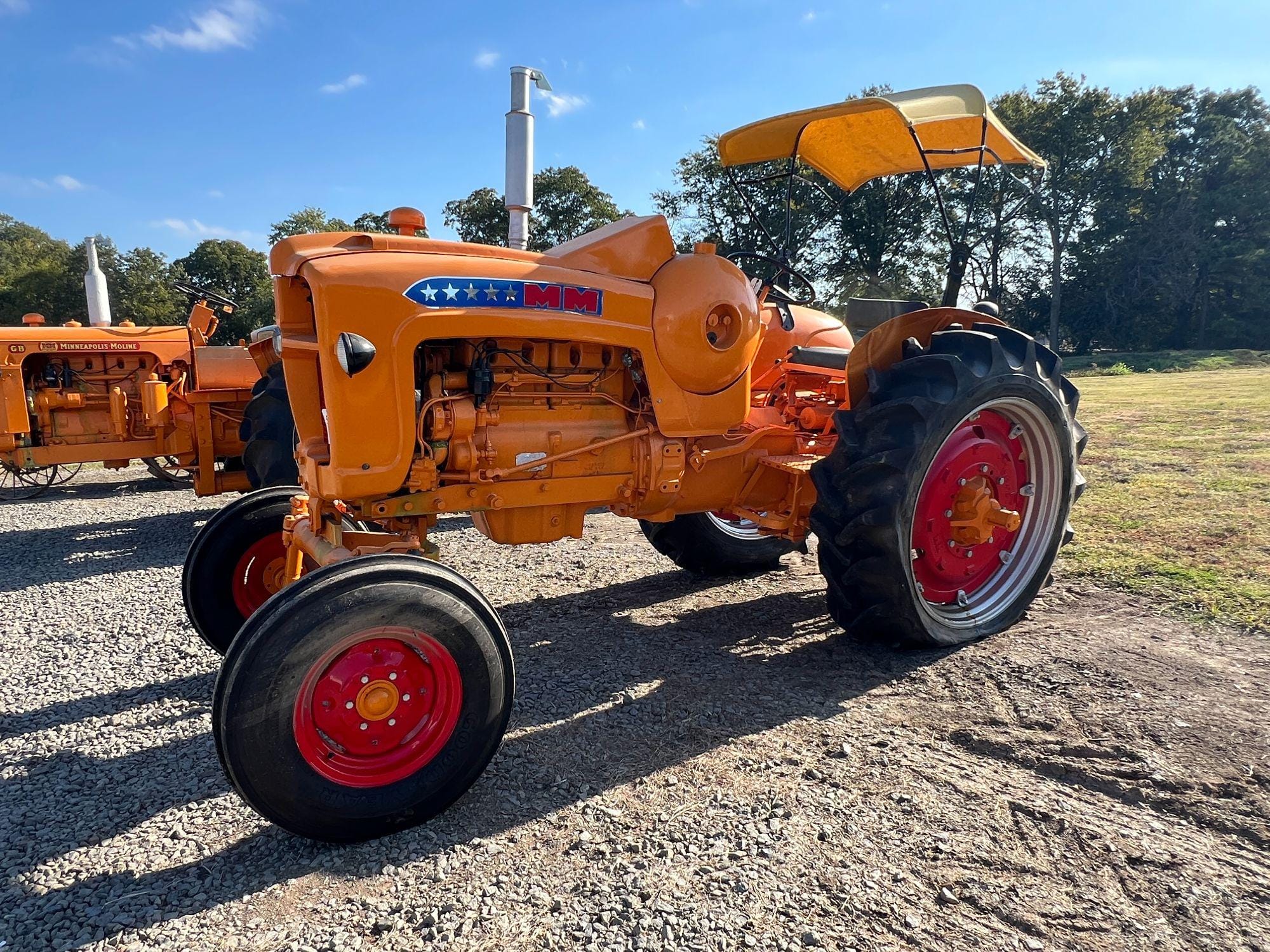 Main image Minneapolis-Moline 5 Star