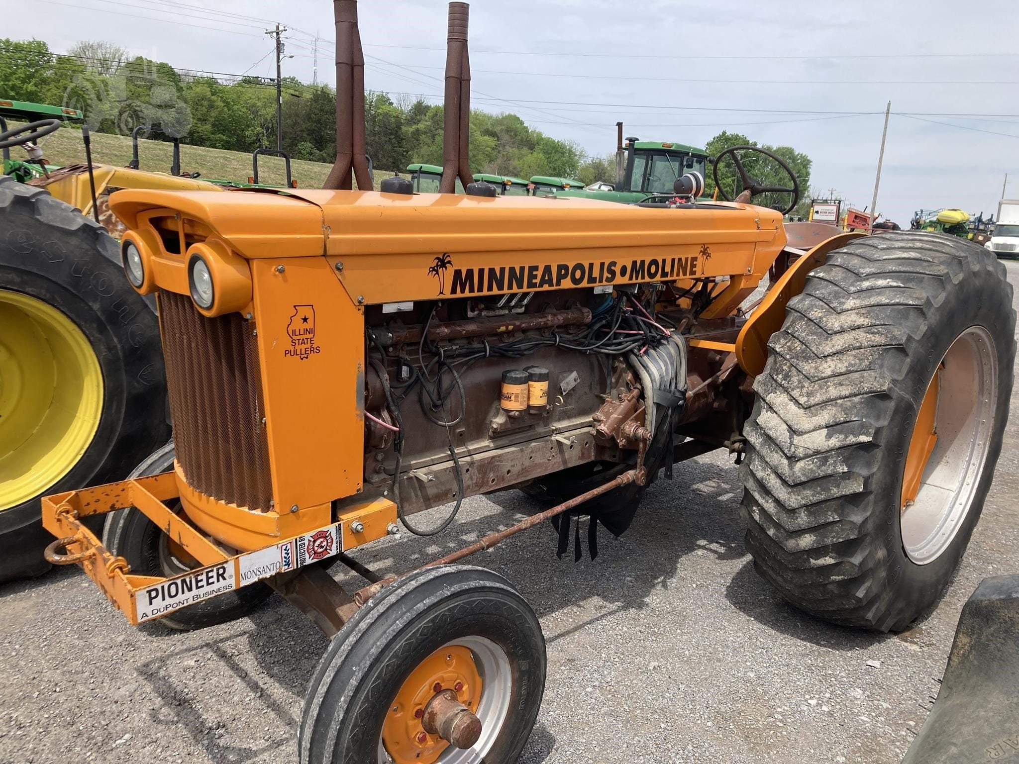 1959 Minneapolis-Moline GVI Equipment Image0