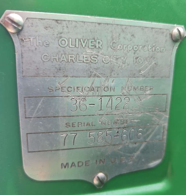 Image of Oliver 660 equipment image 1