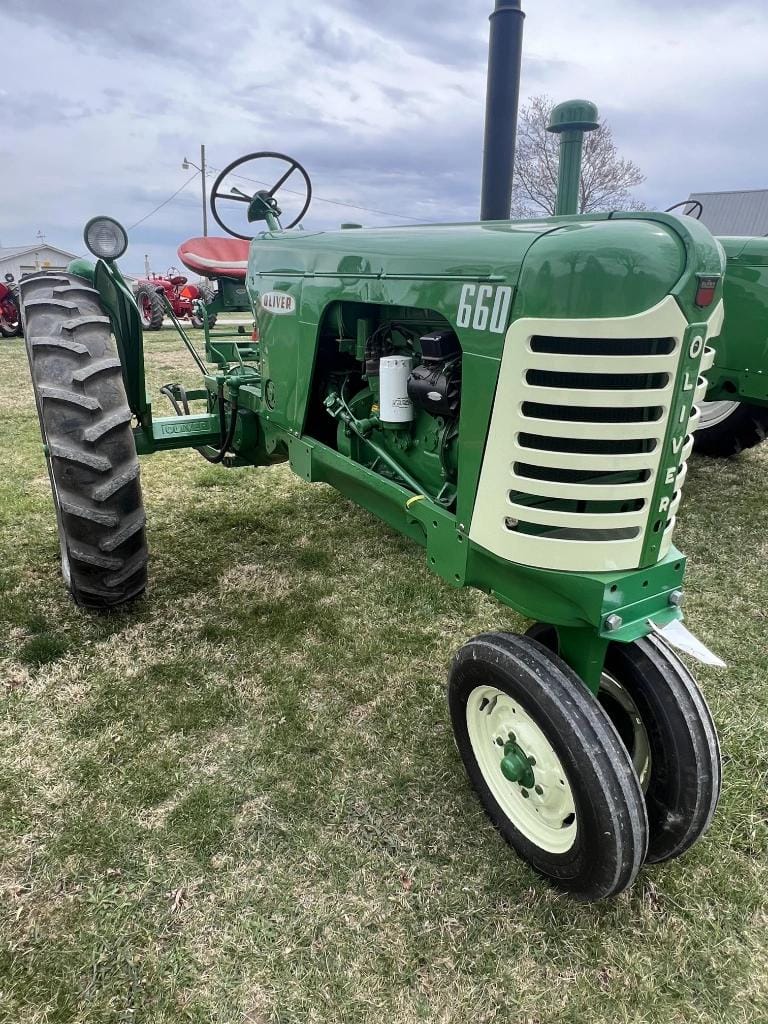 Main image Oliver 660