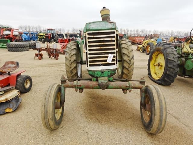 Image of Oliver 770 equipment image 3