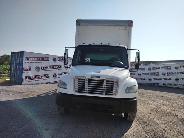 Image of Freightliner M2 equipment image 1