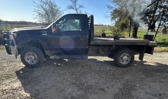Image of Ford F-250 equipment image 1