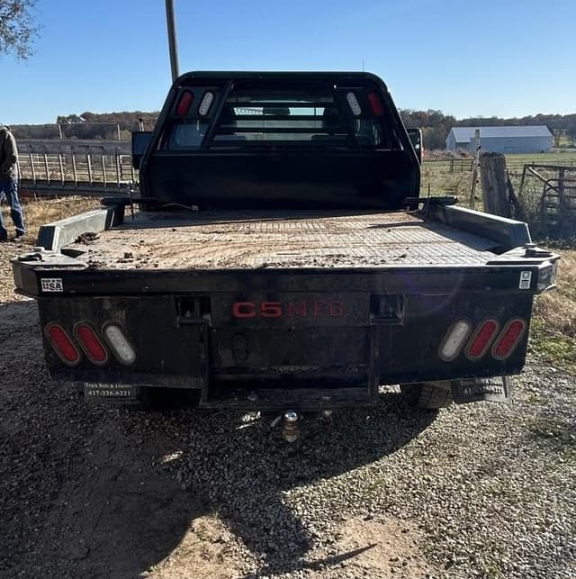 Image of Ford F-250 equipment image 3