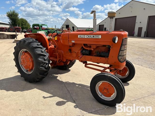 Image of Allis Chalmers D17 equipment image 2