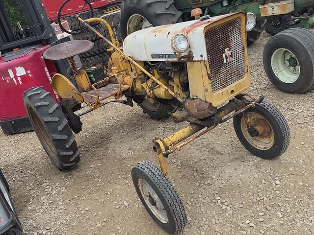 Image of Farmall Cub equipment image 1