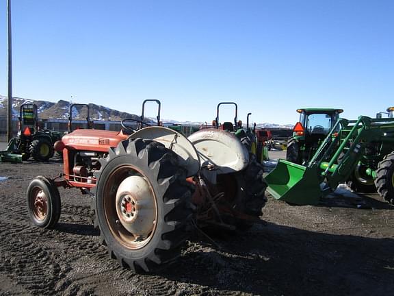 Image of Ford 681 equipment image 3