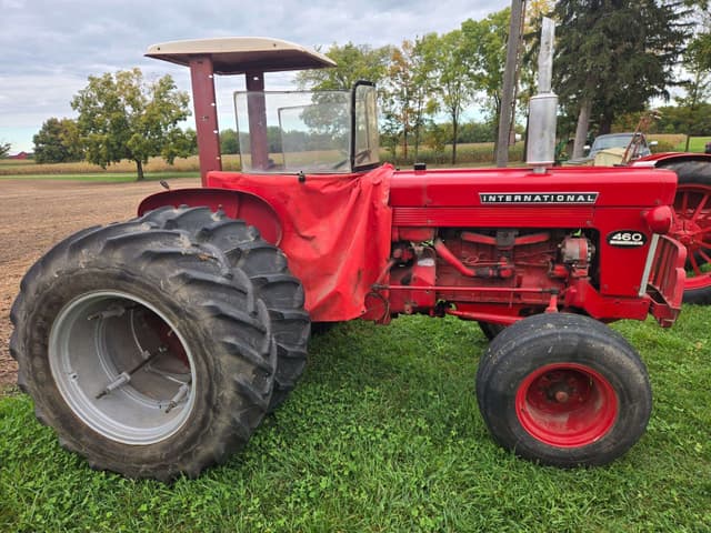 Image of International Harvester 460 equipment image 1