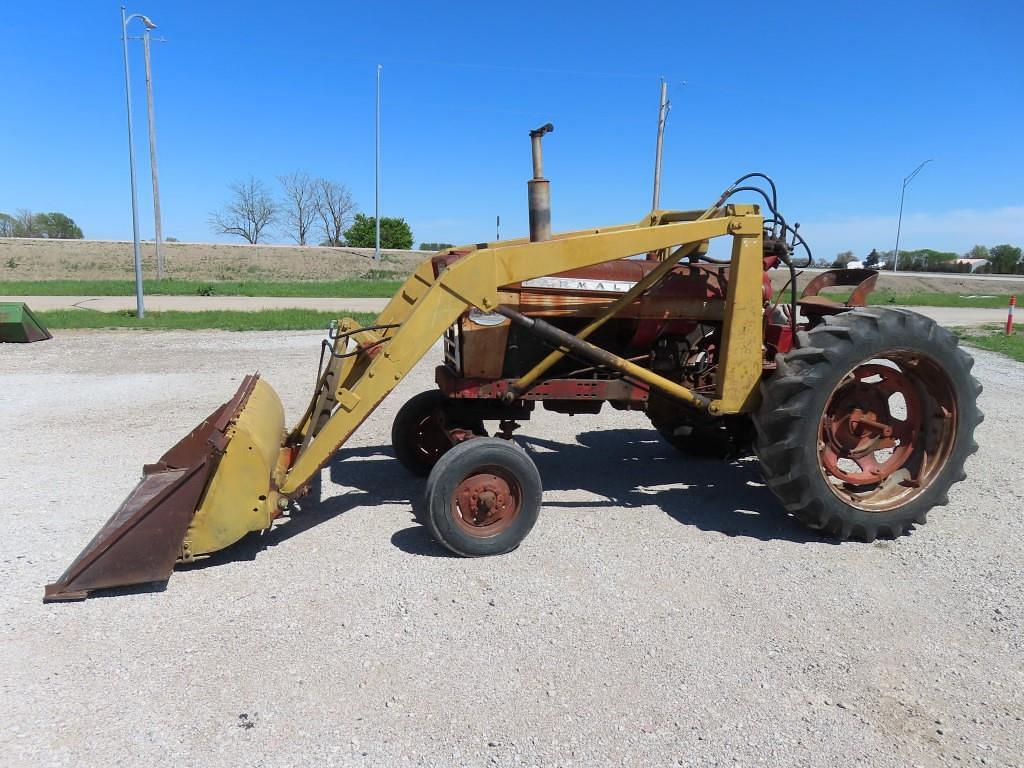 Image of International Harvester 460 Primary image