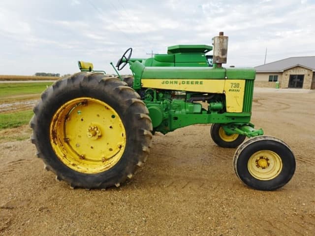 Image of John Deere 730 equipment image 1