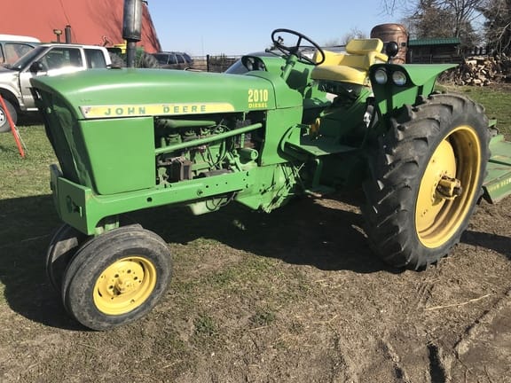 Main image John Deere 2010