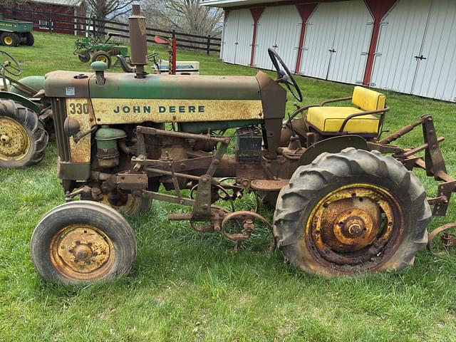 Image of John Deere 330 equipment image 1