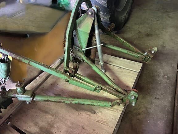 Image of John Deere 39 Image 1