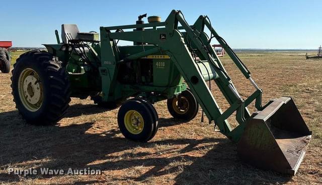 Image of John Deere 4010 equipment image 2