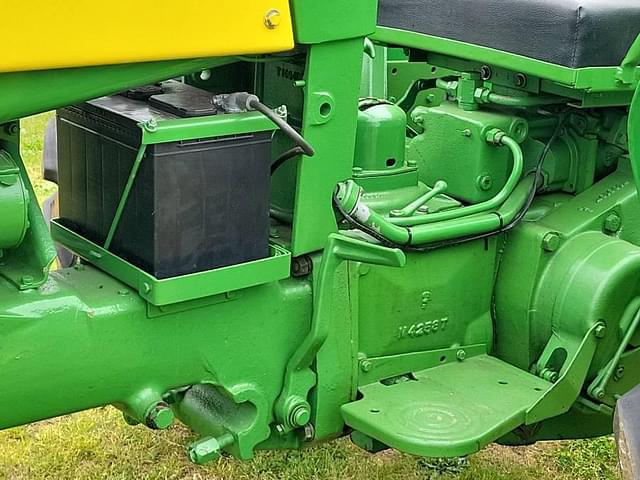 Image of John Deere 435 equipment image 3