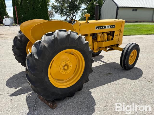 Image of John Deere 440 equipment image 4