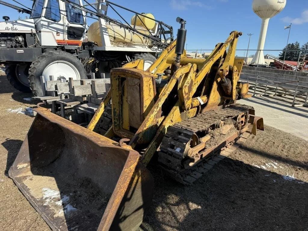 1960 John Deere 440 Equipment Image0