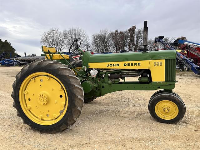 Image of John Deere 530 equipment image 1