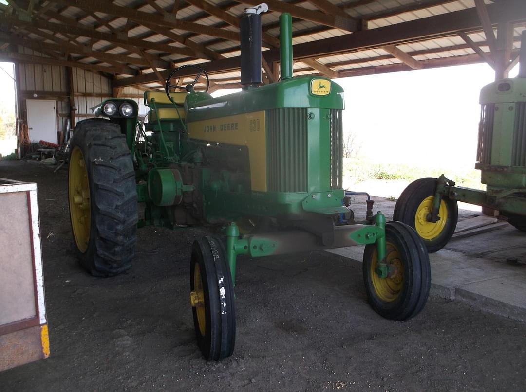 Image of John Deere 630 Image 0