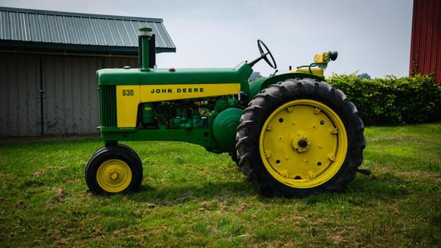 Image of John Deere 630 equipment image 2