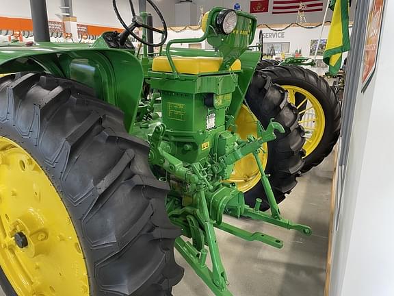 Image of John Deere 630 equipment image 4