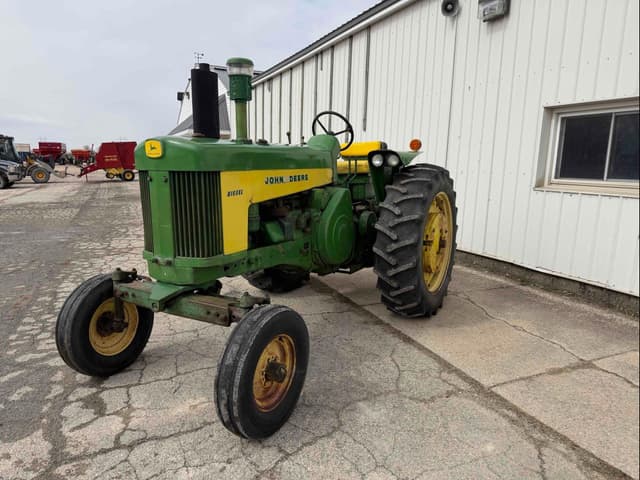 Image of John Deere 730 equipment image 1