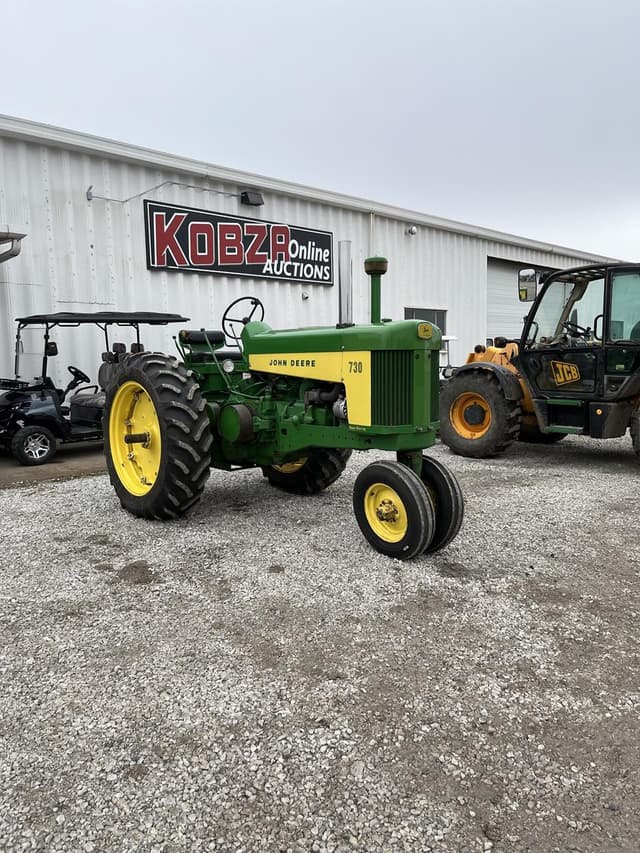 Image of John Deere 730 equipment image 1