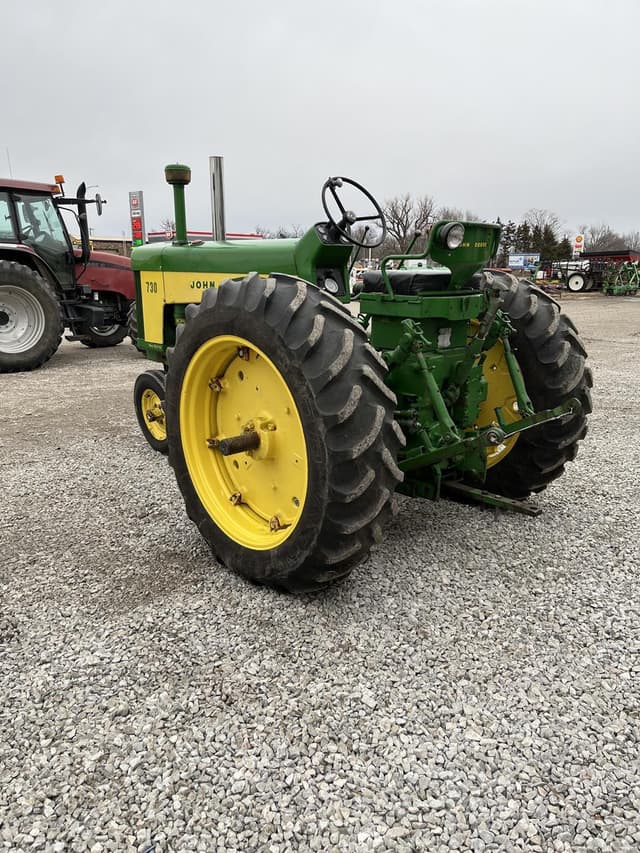 Image of John Deere 730 equipment image 4