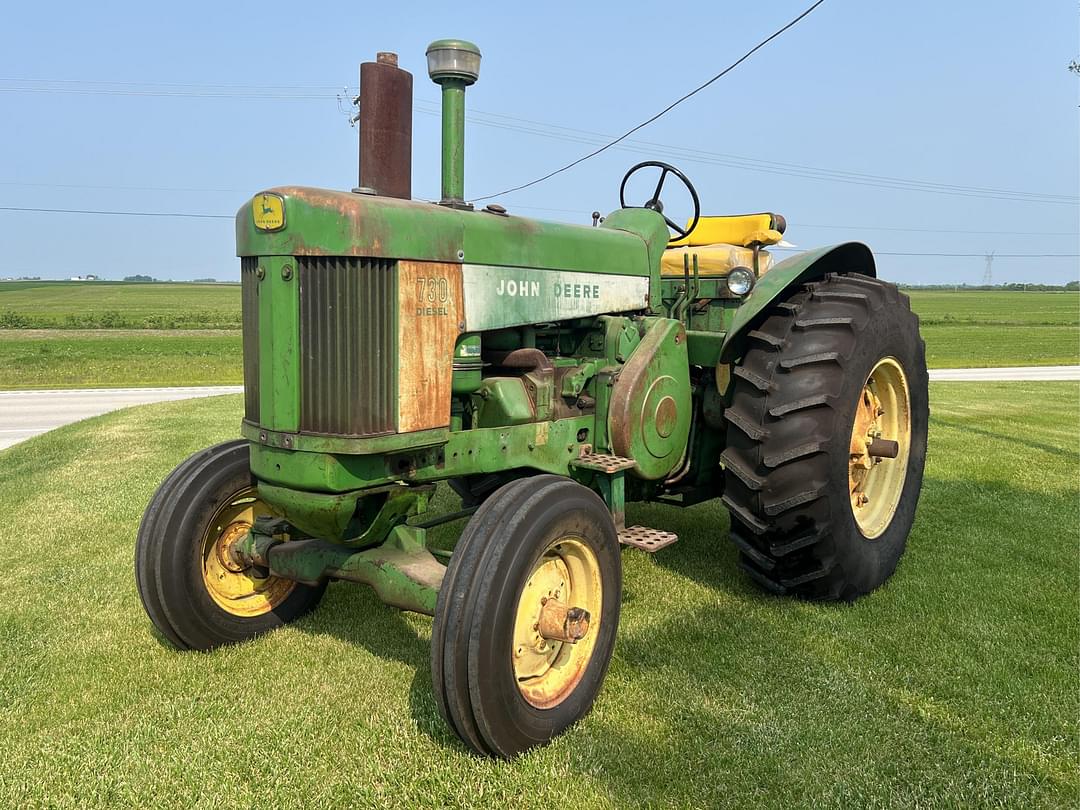 Image of John Deere 730 Primary image