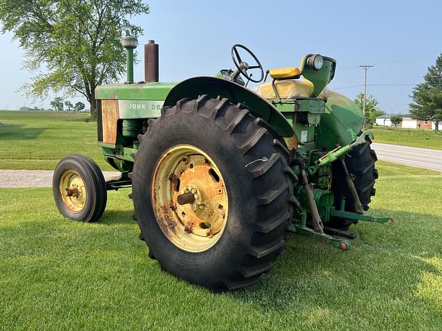 Image of John Deere 730 equipment image 2