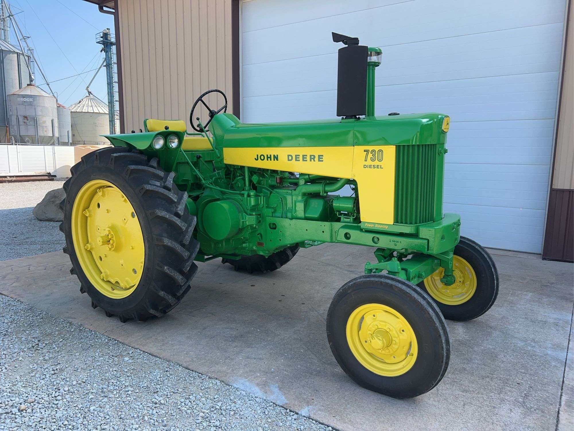 1960 John Deere 730 Equipment Image0