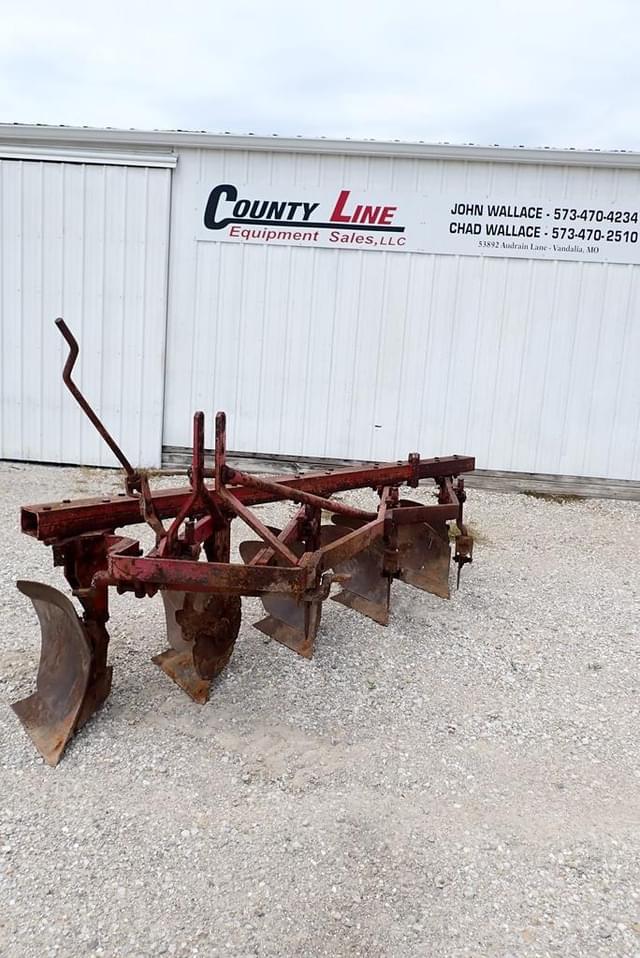 Image of Massey Ferguson 82 equipment image 1