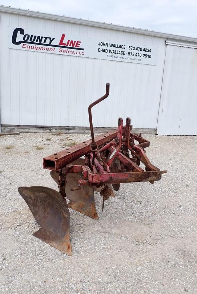 Image of Massey Ferguson 82 equipment image 2