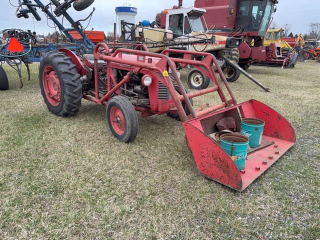 Image of Massey Ferguson 35 equipment image 2