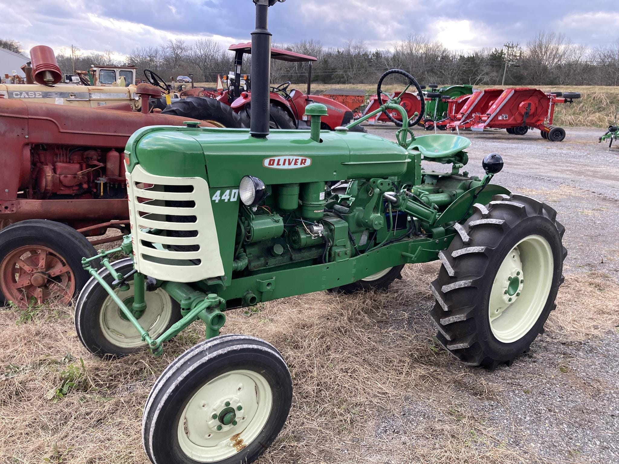 1960 Oliver 440 Equipment Image0