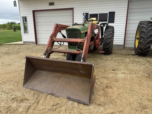Image of John Deere 2010 equipment image 2