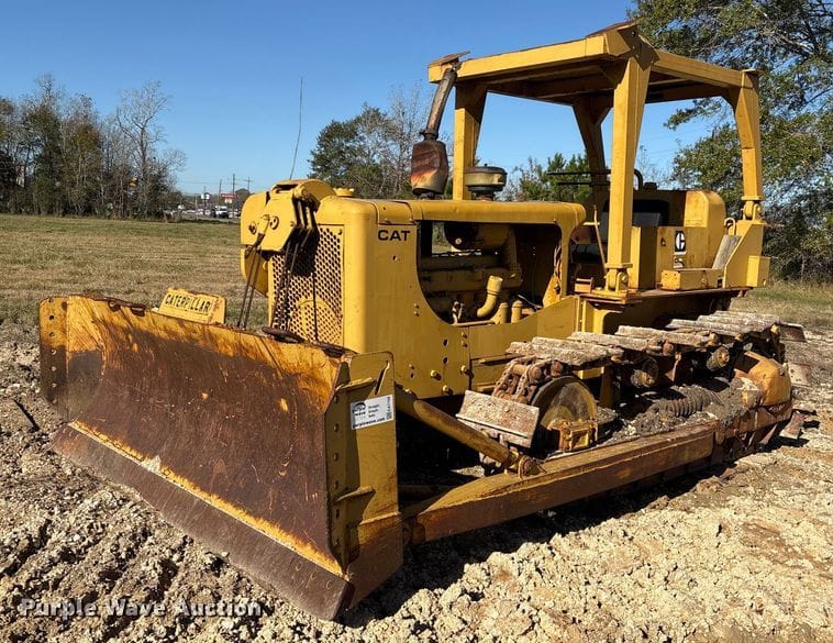 1961 Caterpillar D6B Equipment Image0
