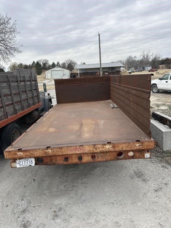 Image of Dodge 500 equipment image 3