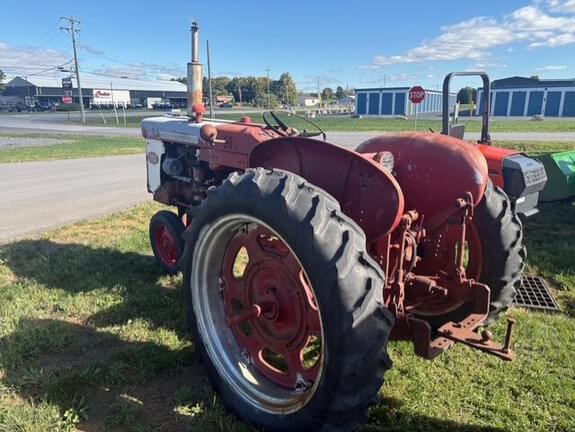 Image of Farmall 240 equipment image 3