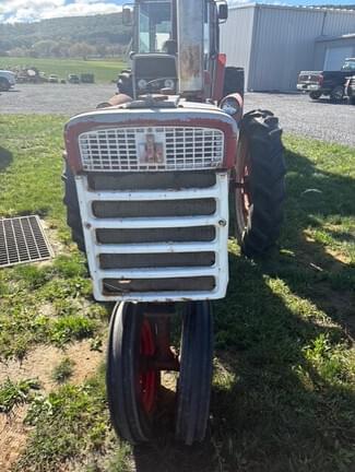 Image of Farmall 240 equipment image 1